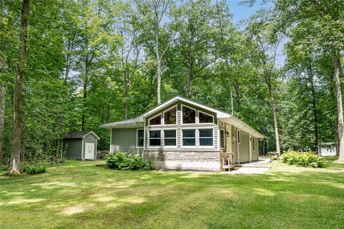 1532 Penn Rd, Jamestown, PA, 16134 | Card Image