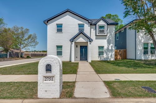 2751 E 1st St, Fort Worth, TX, 76111-2249 | Card Image