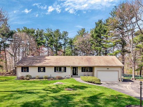 24 Orchard St, Berkley, MA, 02779-1124 | Card Image