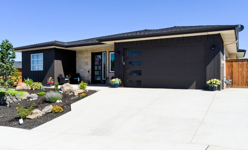 4637 Sw Antelope Ave, Redmond, OR, 97756-7292 | Card Image