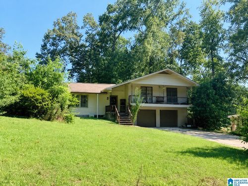 5490 Lynda Ave, Hokes Bluff, AL, 35903-4853 | Card Image