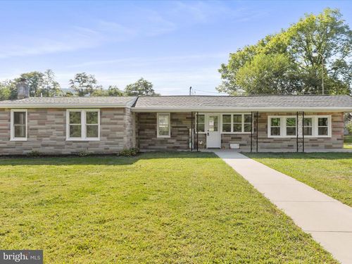 13307 Sandstone Dr, SMITHSBURG, MD, 21783-1362 | Card Image