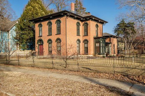 326 S 2nd Street, Rockford, IL, 61104 | Card Image