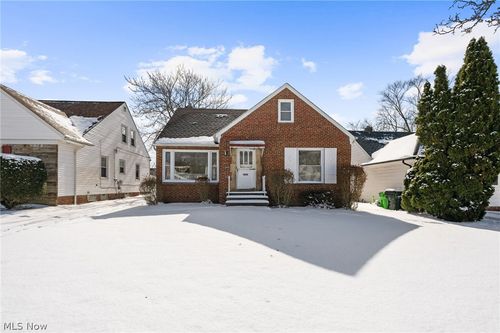 4226 Okalona Rd, South Euclid, OH, 44121-3149 | Card Image