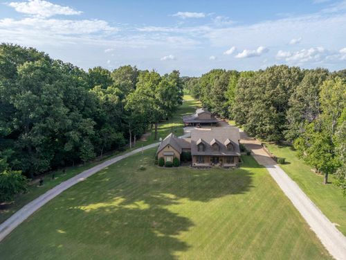 584 Barnett Hall Rd, Covington, TN, 38019-7746 | Card Image