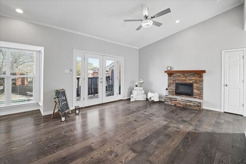 apt-247-411 Pebble Way, Arlington, TX, 76006-3573 | Card Image