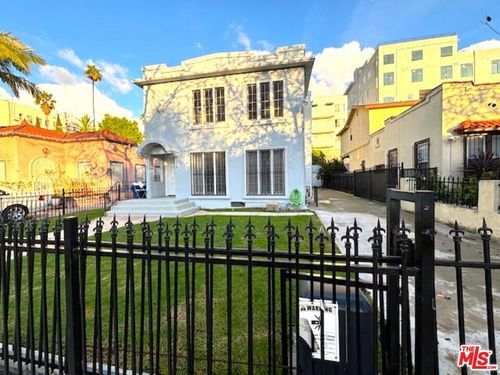 734 Gramercy Dr, Los Angeles, CA, 90005 | Card Image