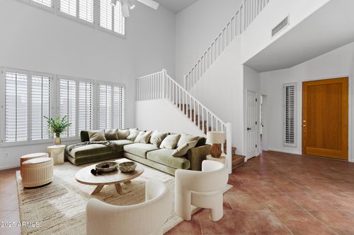 1441 S La Arboleta Dr, Gilbert, AZ, 85296-4183 | Card Image