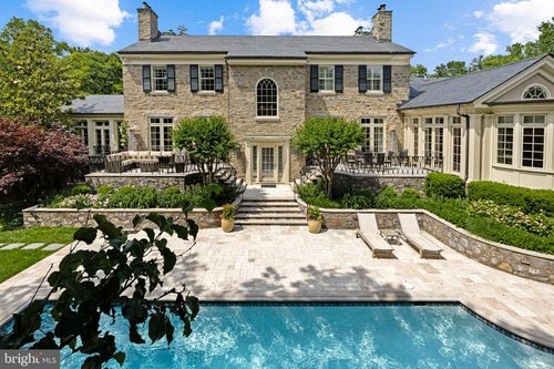 2 Oxford St, CHEVY CHASE, MD, 20815-4231 | Card Image
