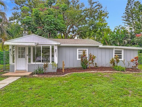 7902 49th Ave N, St Petersburg, FL, 33709-2308 | Card Image