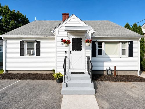 1281 Douglas Ave, North Providence, RI, 02904-4301 | Card Image