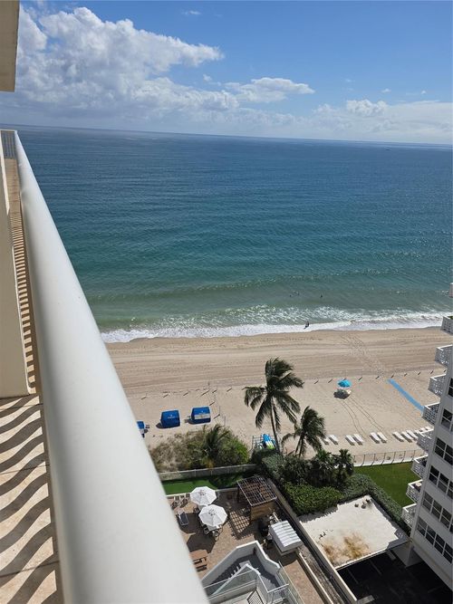 1210-4020 Galt Ocean Dr, Fort Lauderdale, FL, 33308-6543 | Card Image