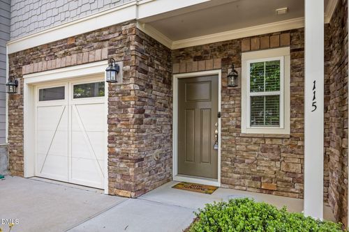 115 Writing Rock Pl, Apex, NC, 27539-9403 | Card Image
