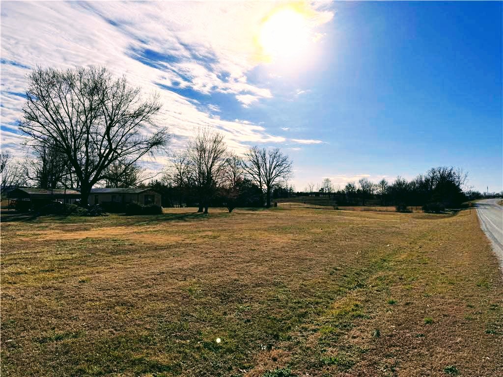 Commercial Sale in Green Forest 2