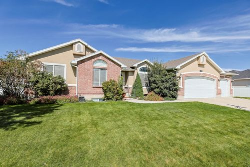 1182 W River Hills Dr, Riverton, UT, 84065-4031 | Card Image