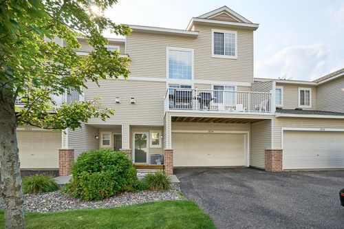 17734 Elm Road N, Maple Grove, MN, 55311 | Card Image