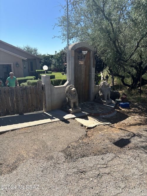217 Vara Ct, Rio Rico, AZ, 85648-1059 | Card Image