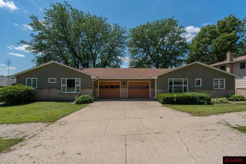 912 S State St, New Ulm, MN, 56073-3566 | Card Image