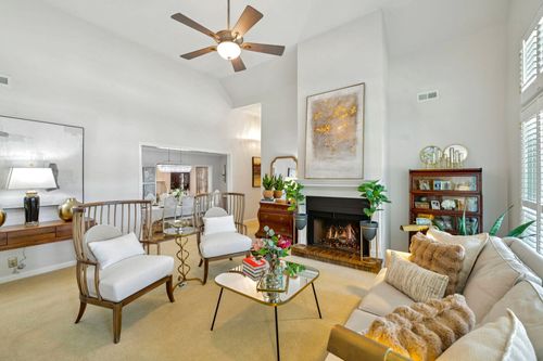 121 Pebble View Dr, Franklin, TN, 37064-2951 | Card Image
