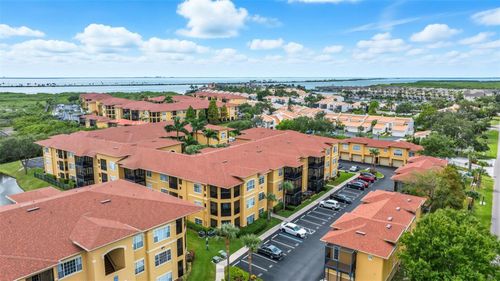 304-4333 Bayside Village Dr, TAMPA, FL, 33615-5589 | Card Image