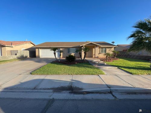 8842 E 24th Pl, Yuma, AZ, 85365-9064 | Card Image