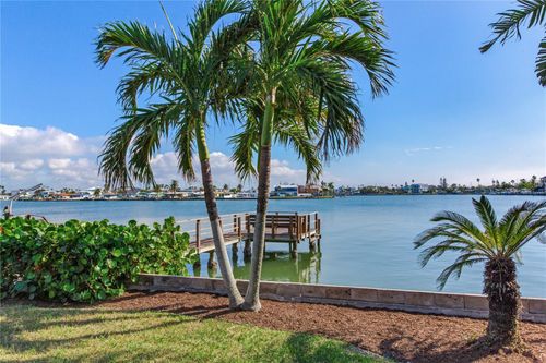16323 Redington Dr, REDINGTON BEACH, FL, 33708-1547 | Card Image