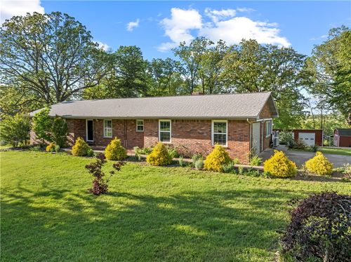 1640 Wolf Springs Road, Harrison, AR, 72601 | Card Image