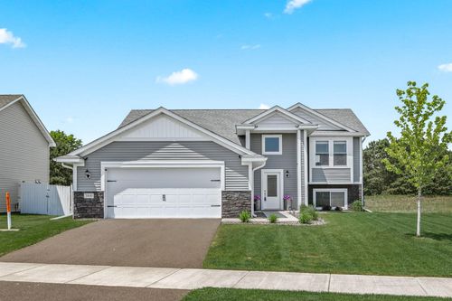 39610 Fallbrook Ave, North Branch, MN, 55056-7405 | Card Image