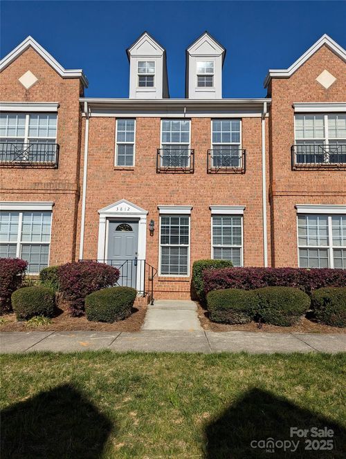 3812 York Aly, Lake Park, NC, 28079-5548 | Card Image