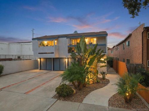 8-4675 Utah St, San Diego, CA, 92116-3167 | Card Image