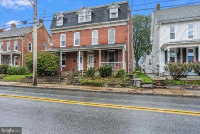 355 W Main Street, Home with 4 bedrooms, 2 bathrooms and null parking in DALLASTOWN PA | Image 2