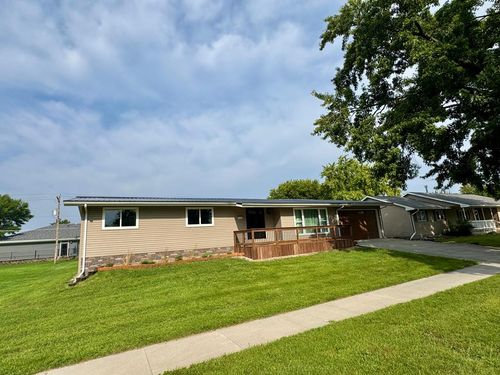 1320 S 25th St, Fort Dodge, IA, 50501-6231 | Card Image
