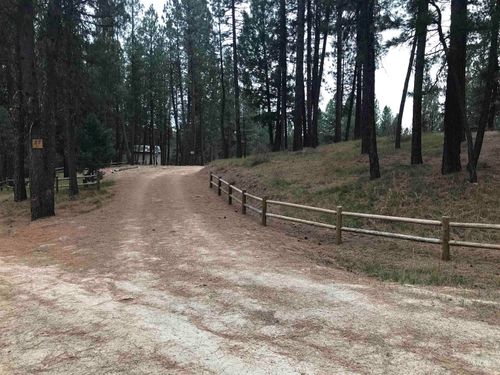 27 N Meadow Creek Rd, Idaho City, ID, 83631-4137 | Card Image