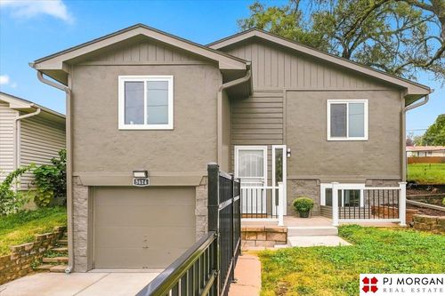 5614 S 48th St, Omaha, NE, 68117-2508 | Card Image