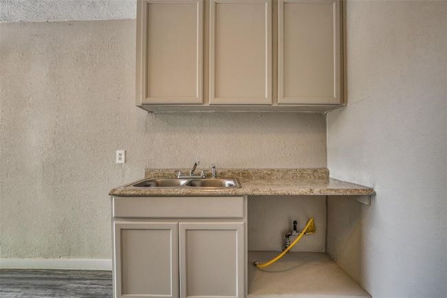 APT-3 - 4820 Oak Ave, Condo with 1 bedrooms, 1 bathrooms and null parking in Pasadena TX | Image 4