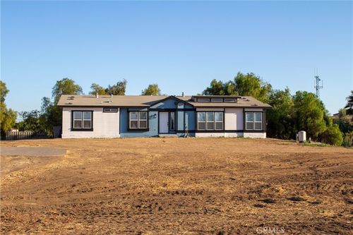 21573 Elmwood St, Perris, CA, 92570-8196 | Card Image