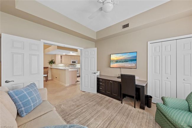 APT-5401 - 1972 Cascades Dr, Condo with 3 bedrooms, 2 bathrooms and 1 parking in NAPLES FL | Image 27