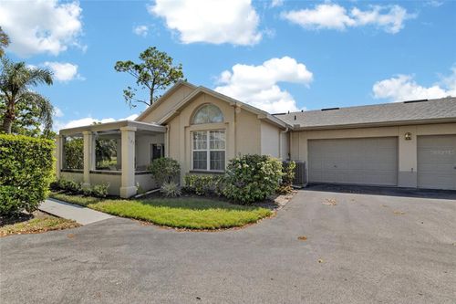 1122-1122 Golfview Woods Dr, SUN CITY CENTER, FL, 33573-6759 | Card Image