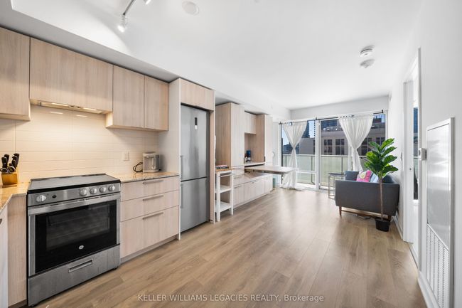 1211 - 501 Yonge St, Condo with 2 bedrooms, 1 bathrooms and null parking in Toronto ON | Image 19