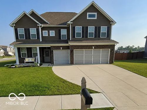 910 Barmun Dr, Whiteland, IN, 46184-1841 | Card Image