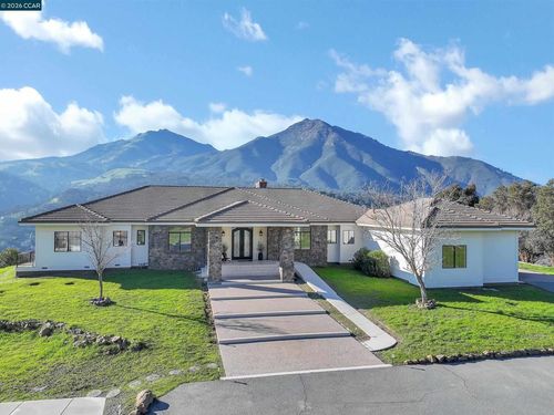 420 Leon Ct, Clayton, CA, 94517 | Card Image
