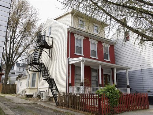 1-1020 Ferry St, EASTON, PA, 18042-4211 | Card Image