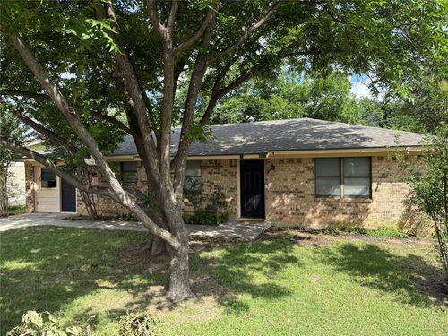 4401 Mimosa Dr, Brownwood, TX, 76801-8329 | Card Image