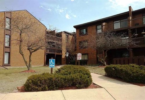 123b-2929 Sunnyside Dr, Rockford, IL, 61114-6000 | Card Image