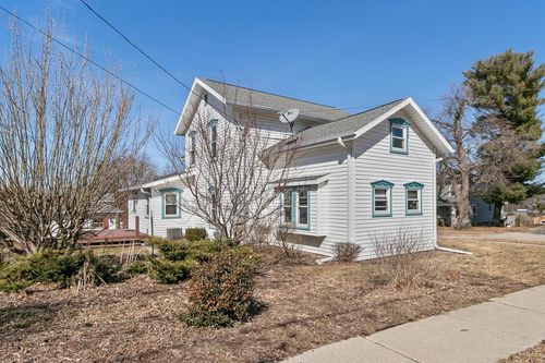 7 E Rollin Street, Edgerton, WI, 53534 | Card Image