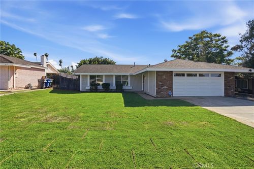 2924 Louisiana Pl, Riverside, CA, 92506-4119 | Card Image