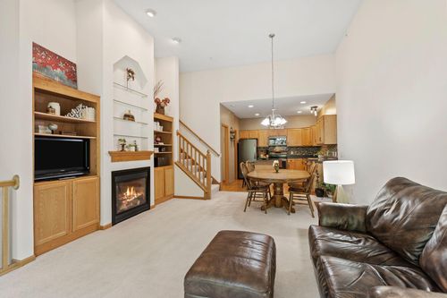 unit-e-4845 Underwood Ln N, Plymouth, MN, 55442-2365 | Card Image