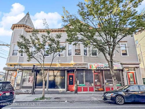 379 Van Duzer St, Staten Island, NY, 10304-2705 | Card Image