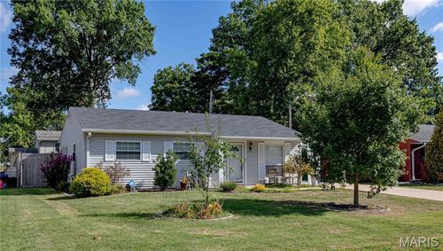 361 Imperial Ln, Fenton, MO, 63026-2818 | Card Image