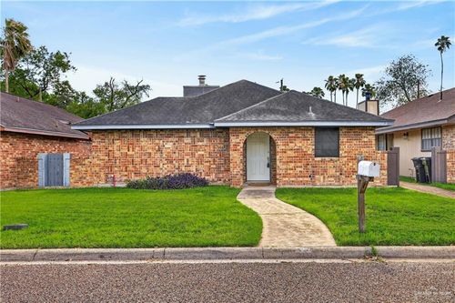 606 Silva Dr, Weslaco, TX, 78596-6737 | Card Image